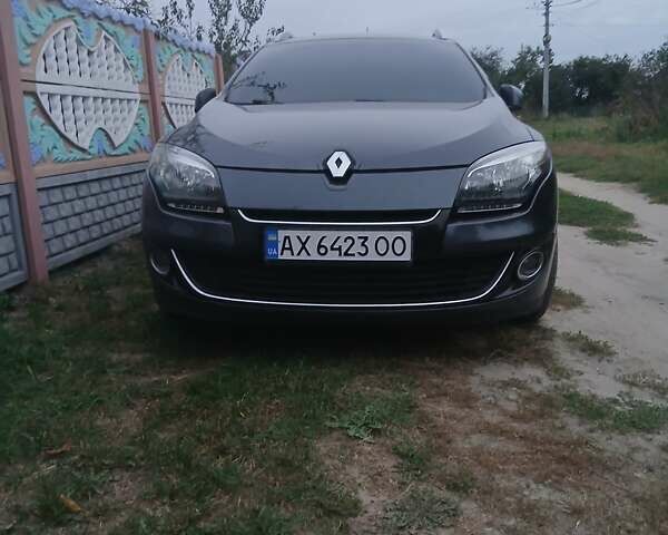 Сірий Рено Меган, об'ємом двигуна 1.46 л та пробігом 280 тис. км за 9999 $, фото 1 на Automoto.ua