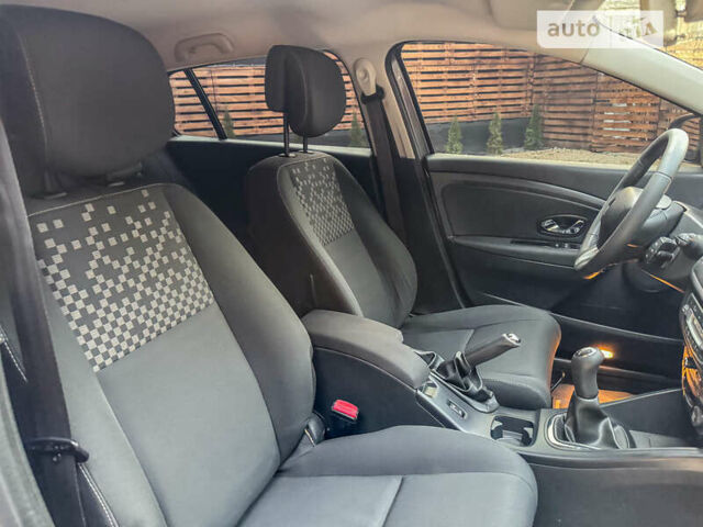 Серый Рено Меган, объемом двигателя 1.5 л и пробегом 190 тыс. км за 8450 $, фото 75 на Automoto.ua