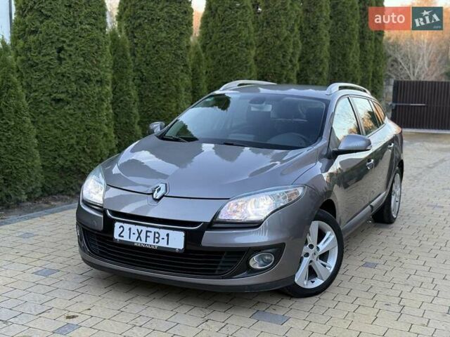 Серый Рено Меган, объемом двигателя 1.5 л и пробегом 270 тыс. км за 7950 $, фото 18 на Automoto.ua