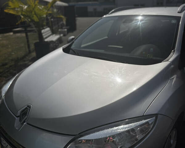 Серый Рено Меган, объемом двигателя 1.46 л и пробегом 248 тыс. км за 7900 $, фото 8 на Automoto.ua