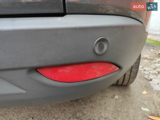 Сірий Рено Меган, об'ємом двигуна 1.5 л та пробігом 190 тис. км за 8900 $, фото 38 на Automoto.ua