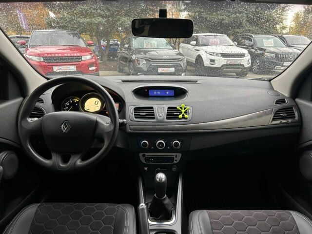 Серый Рено Меган, объемом двигателя 1.5 л и пробегом 289 тыс. км за 7500 $, фото 9 на Automoto.ua