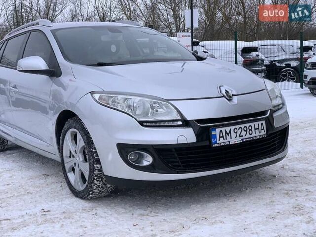 Серый Рено Меган, объемом двигателя 1.46 л и пробегом 263 тыс. км за 7999 $, фото 7 на Automoto.ua