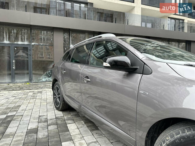 Сірий Рено Меган, об'ємом двигуна 1.46 л та пробігом 293 тис. км за 7800 $, фото 14 на Automoto.ua