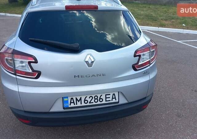 Серый Рено Меган, объемом двигателя 1.46 л и пробегом 203 тыс. км за 7500 $, фото 24 на Automoto.ua