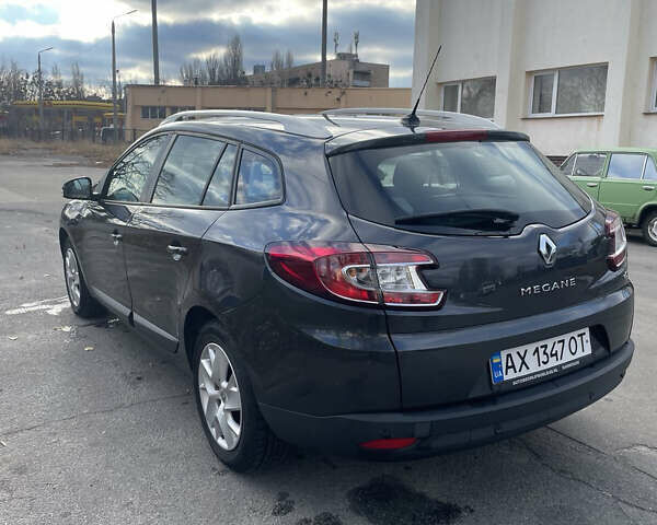 Серый Рено Меган, объемом двигателя 1.5 л и пробегом 270 тыс. км за 8200 $, фото 5 на Automoto.ua