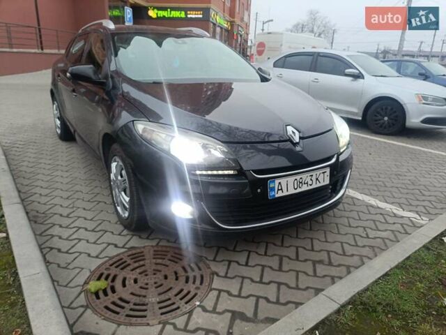 Серый Рено Меган, объемом двигателя 1.46 л и пробегом 297 тыс. км за 5900 $, фото 1 на Automoto.ua