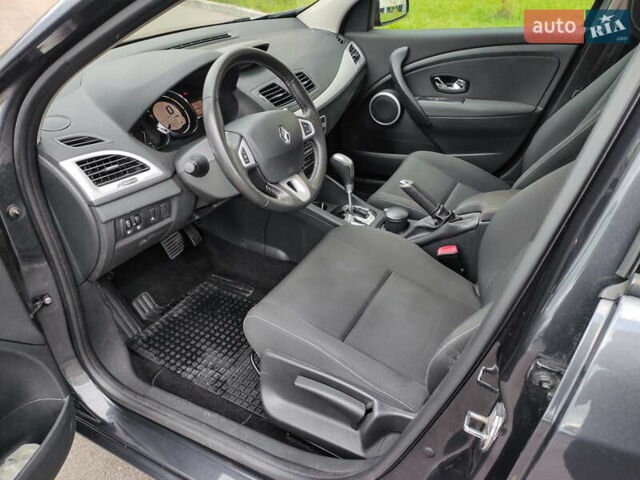 Сірий Рено Меган, об'ємом двигуна 1.5 л та пробігом 190 тис. км за 8900 $, фото 20 на Automoto.ua