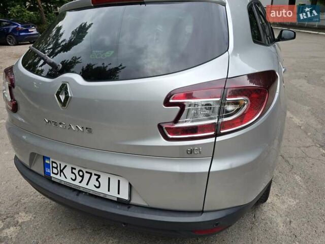 Серый Рено Меган, объемом двигателя 1.46 л и пробегом 195 тыс. км за 8500 $, фото 12 на Automoto.ua