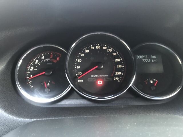 Сірий Рено Меган, об'ємом двигуна 1.5 л та пробігом 307 тис. км за 8700 $, фото 23 на Automoto.ua