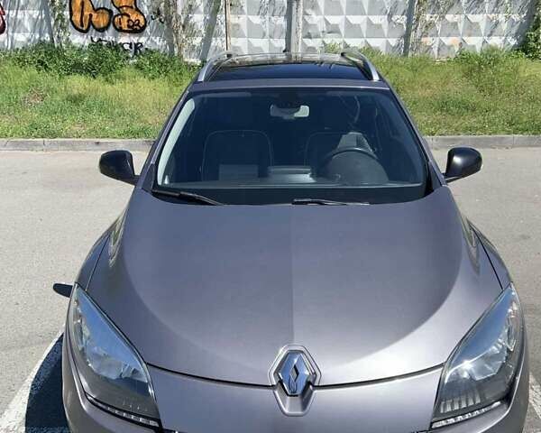 Серый Рено Меган, объемом двигателя 1.46 л и пробегом 280 тыс. км за 8299 $, фото 5 на Automoto.ua