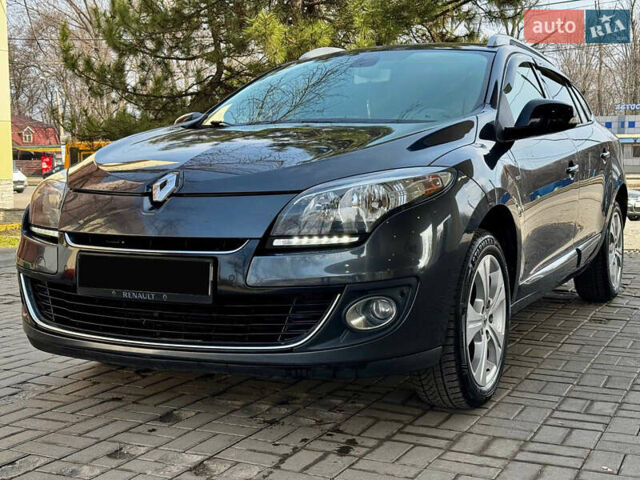 Сірий Рено Меган, об'ємом двигуна 1.5 л та пробігом 240 тис. км за 7950 $, фото 5 на Automoto.ua
