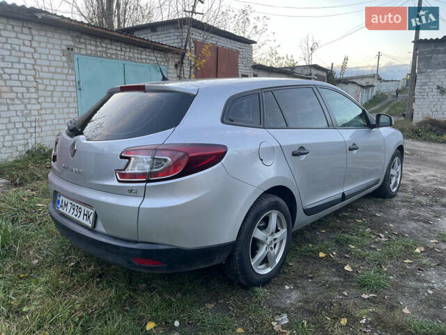 Серый Рено Меган, объемом двигателя 1.46 л и пробегом 272 тыс. км за 6500 $, фото 9 на Automoto.ua