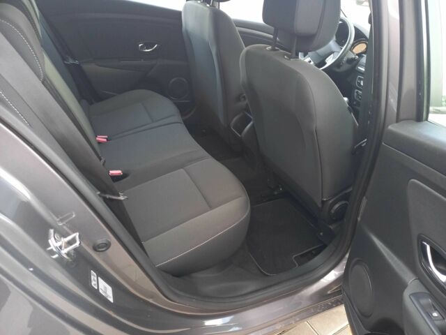 Сірий Рено Меган, об'ємом двигуна 1.5 л та пробігом 191 тис. км за 7950 $, фото 17 на Automoto.ua