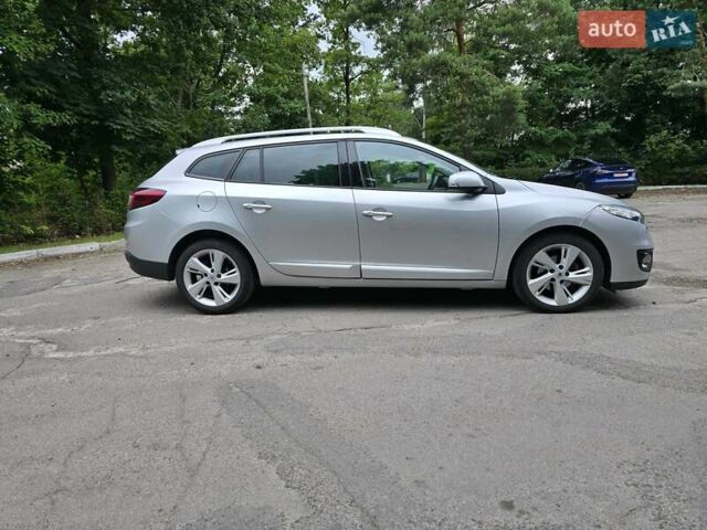 Серый Рено Меган, объемом двигателя 1.46 л и пробегом 195 тыс. км за 8500 $, фото 16 на Automoto.ua