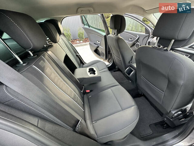 Сірий Рено Меган, об'ємом двигуна 1.5 л та пробігом 97 тис. км за 10299 $, фото 26 на Automoto.ua