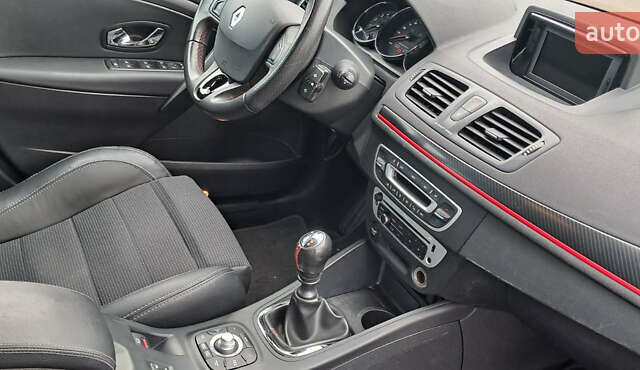 Серый Рено Меган, объемом двигателя 1.5 л и пробегом 225 тыс. км за 8899 $, фото 29 на Automoto.ua