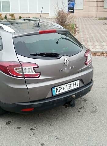 Сірий Рено Меган, об'ємом двигуна 1.46 л та пробігом 340 тис. км за 7000 $, фото 2 на Automoto.ua