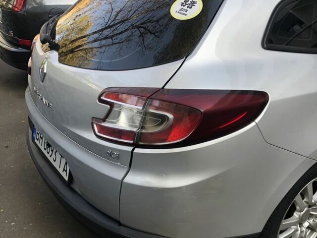 Серый Рено Меган, объемом двигателя 1.5 л и пробегом 280 тыс. км за 6400 $, фото 2 на Automoto.ua