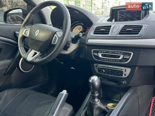 Сірий Рено Меган, об'ємом двигуна 1.46 л та пробігом 244 тис. км за 6999 $, фото 29 на Automoto.ua