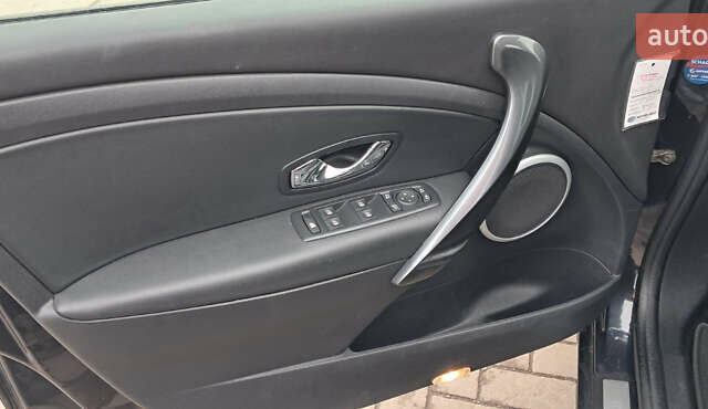 Серый Рено Меган, объемом двигателя 1.5 л и пробегом 225 тыс. км за 8899 $, фото 33 на Automoto.ua