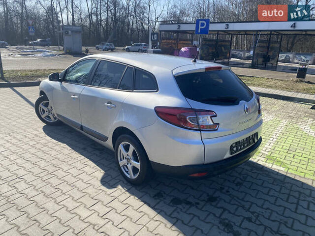 Серый Рено Меган, объемом двигателя 1.5 л и пробегом 249 тыс. км за 6500 $, фото 6 на Automoto.ua
