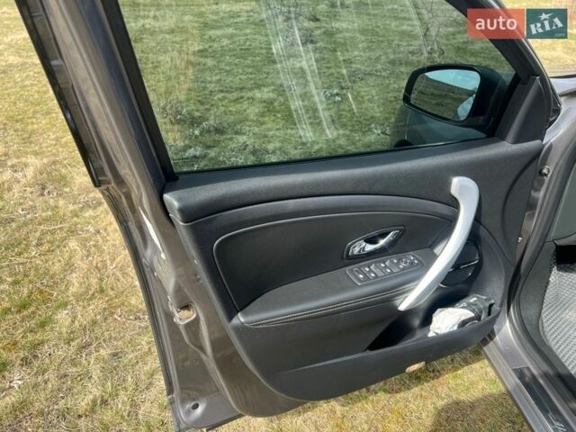 Сірий Рено Меган, об'ємом двигуна 1.5 л та пробігом 215 тис. км за 8800 $, фото 22 на Automoto.ua