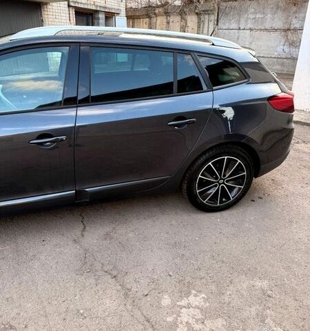 Серый Рено Меган, объемом двигателя 1.46 л и пробегом 225 тыс. км за 9400 $, фото 9 на Automoto.ua