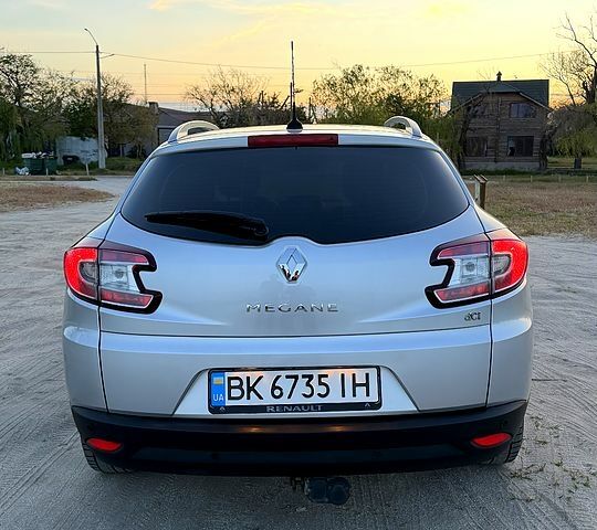 Сірий Рено Меган, об'ємом двигуна 1.5 л та пробігом 336 тис. км за 7200 $, фото 6 на Automoto.ua