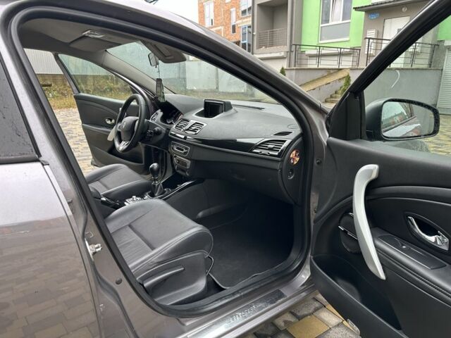 Серый Рено Меган, объемом двигателя 1.5 л и пробегом 290 тыс. км за 7900 $, фото 7 на Automoto.ua