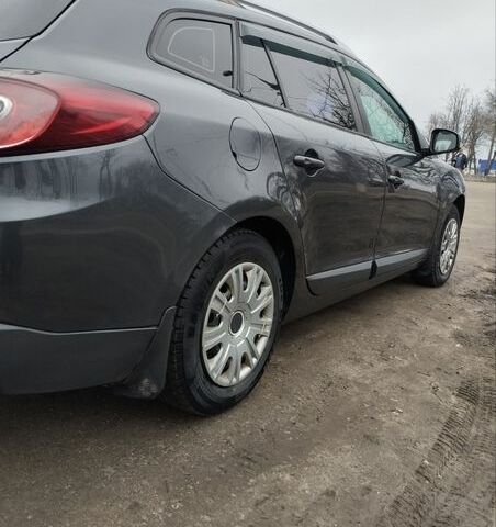 Сірий Рено Меган, об'ємом двигуна 1.46 л та пробігом 282 тис. км за 6600 $, фото 25 на Automoto.ua