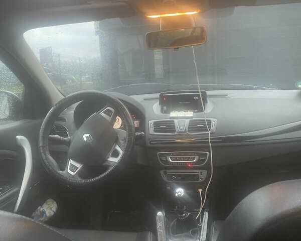 Сірий Рено Меган, об'ємом двигуна 1.6 л та пробігом 249 тис. км за 7800 $, фото 8 на Automoto.ua