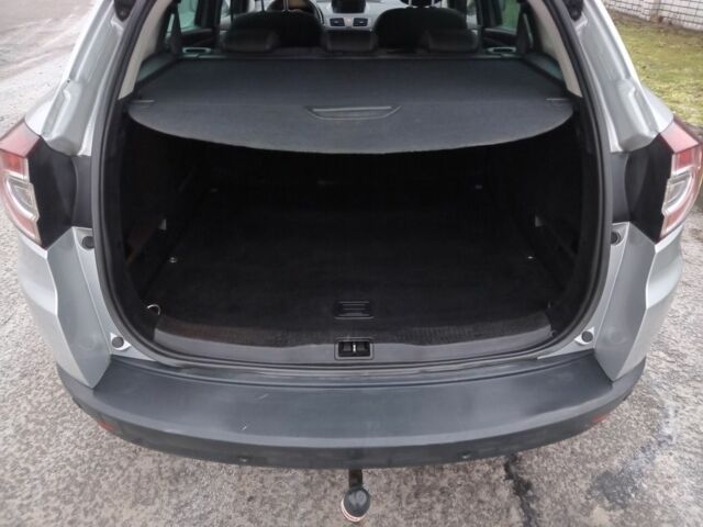 Серый Рено Меган, объемом двигателя 1.5 л и пробегом 280 тыс. км за 8200 $, фото 21 на Automoto.ua