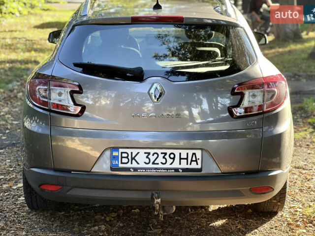 Сірий Рено Меган, об'ємом двигуна 1.46 л та пробігом 177 тис. км за 8800 $, фото 6 на Automoto.ua