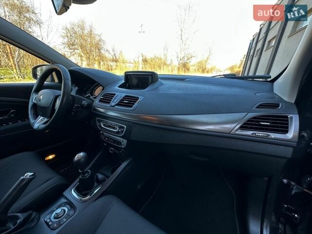 Сірий Рено Меган, об'ємом двигуна 0 л та пробігом 252 тис. км за 6950 $, фото 63 на Automoto.ua