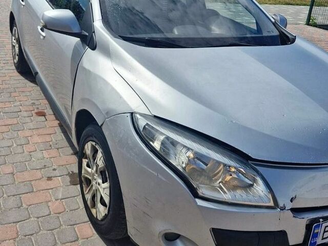 Сірий Рено Меган, об'ємом двигуна 1.46 л та пробігом 312 тис. км за 4800 $, фото 4 на Automoto.ua