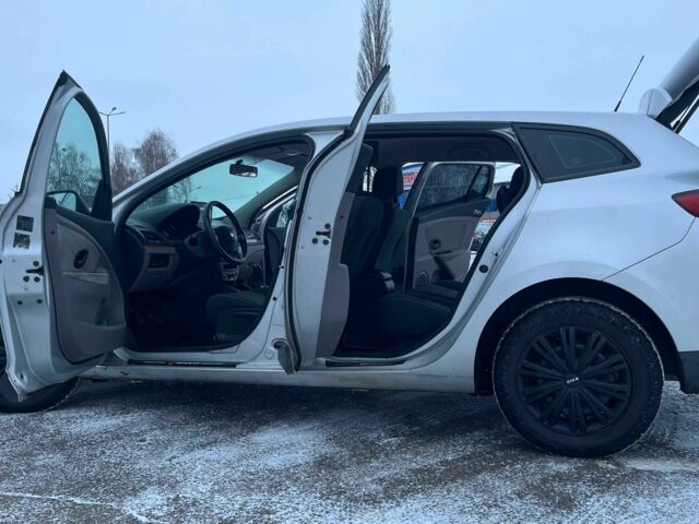 Сірий Рено Меган, об'ємом двигуна 1.5 л та пробігом 272 тис. км за 5500 $, фото 14 на Automoto.ua