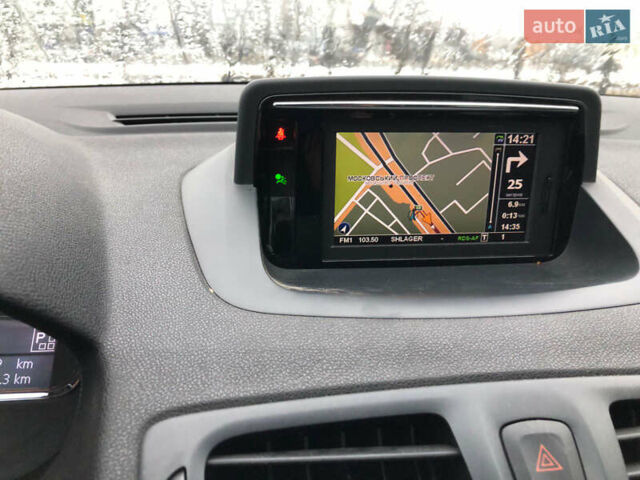 Сірий Рено Меган, об'ємом двигуна 1.46 л та пробігом 320 тис. км за 6800 $, фото 2 на Automoto.ua