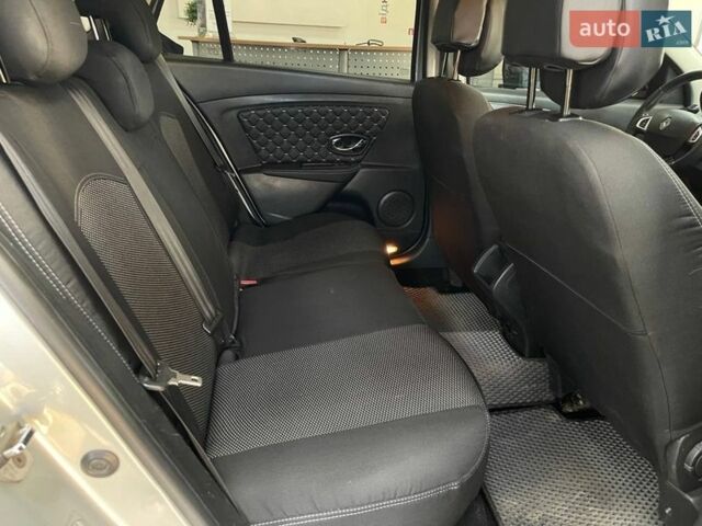 Сірий Рено Меган, об'ємом двигуна 1.46 л та пробігом 303 тис. км за 7490 $, фото 38 на Automoto.ua