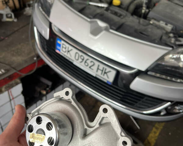 Серый Рено Меган, объемом двигателя 1.5 л и пробегом 222 тыс. км за 9000 $, фото 15 на Automoto.ua