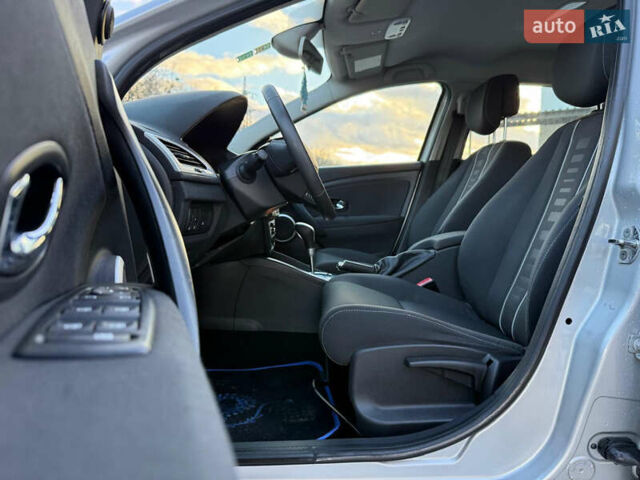 Серый Рено Меган, объемом двигателя 1.5 л и пробегом 184 тыс. км за 7500 $, фото 25 на Automoto.ua