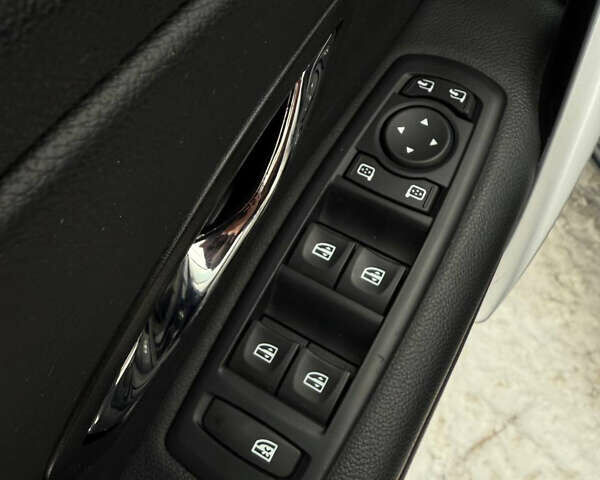 Сірий Рено Меган, об'ємом двигуна 1.5 л та пробігом 231 тис. км за 8650 $, фото 19 на Automoto.ua