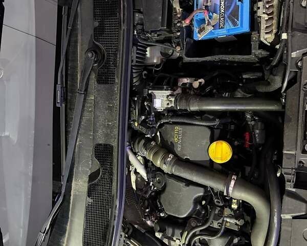 Серый Рено Меган, объемом двигателя 1.46 л и пробегом 231 тыс. км за 7800 $, фото 10 на Automoto.ua