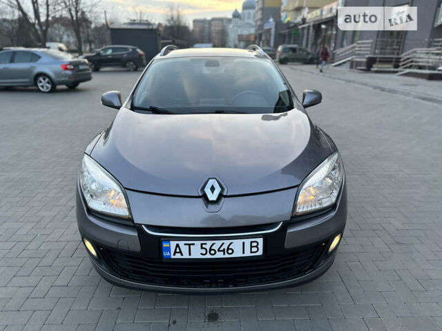 Сірий Рено Меган, об'ємом двигуна 1.5 л та пробігом 240 тис. км за 6250 $, фото 4 на Automoto.ua