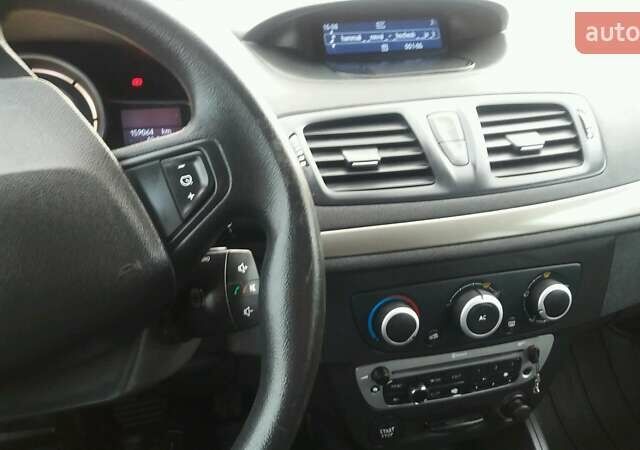 Серый Рено Меган, объемом двигателя 1.5 л и пробегом 199 тыс. км за 6700 $, фото 51 на Automoto.ua