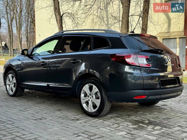 Сірий Рено Меган, об'ємом двигуна 1.5 л та пробігом 240 тис. км за 7950 $, фото 9 на Automoto.ua
