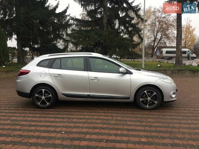 Серый Рено Меган, объемом двигателя 1.5 л и пробегом 169 тыс. км за 7900 $, фото 2 на Automoto.ua