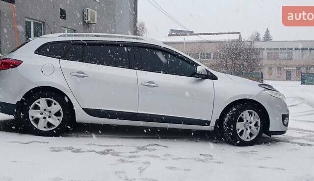 Сірий Рено Меган, об'ємом двигуна 1.46 л та пробігом 309 тис. км за 7500 $, фото 6 на Automoto.ua