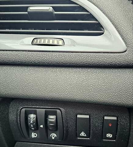 Серый Рено Меган, объемом двигателя 1.5 л и пробегом 293 тыс. км за 8800 $, фото 14 на Automoto.ua