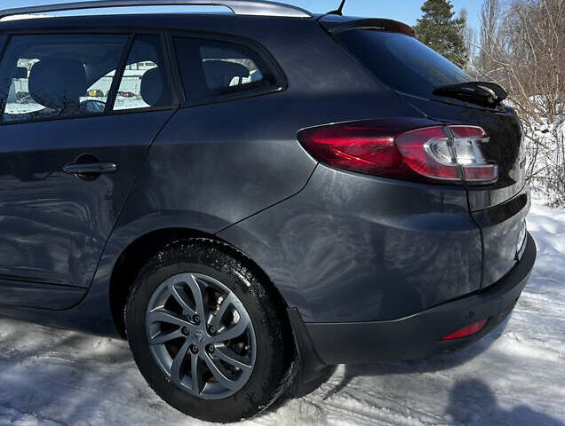 Серый Рено Меган, объемом двигателя 1.5 л и пробегом 241 тыс. км за 8200 $, фото 3 на Automoto.ua